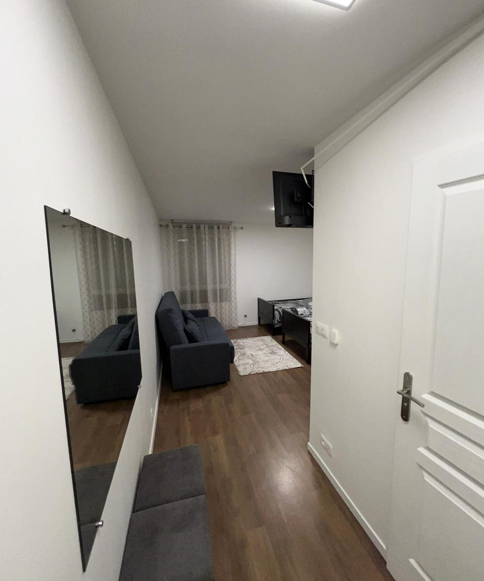 Studio Proche Du Centre Paris 15 Min Роні-су-Буа Екстер'єр фото